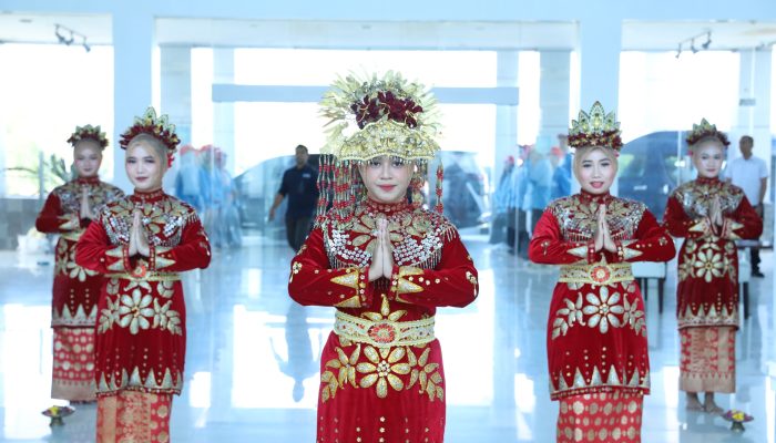 Kedatangan Jerry Hermawan Lo Disambut Hangat Balutan Budaya