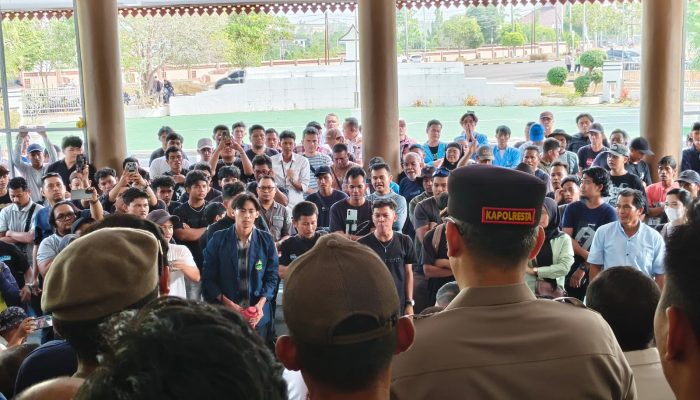 Rina Sayangkan Persoalan Kades Bedengung Berlarut-larut
