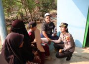 Air Mata Orang Tua Jadi Ungkapan Syukur