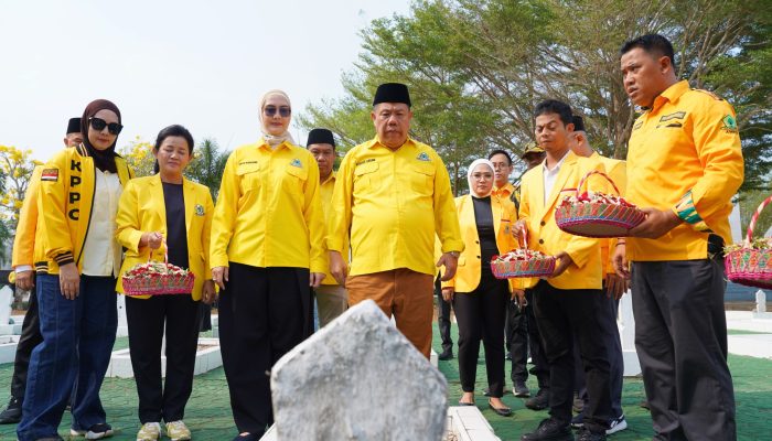 DPD Partai Golkar Ziarah ke TMP Pawitralaya