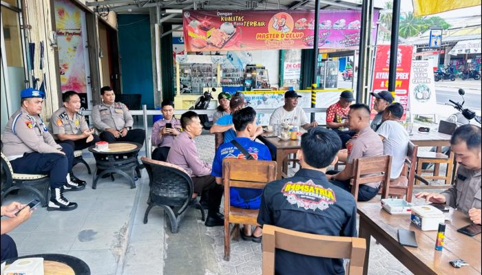 Ngopi Sambil Serap Aspirasi Warga Karya Makmur