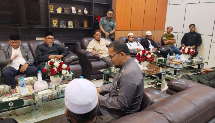Aliansi Umat Islam Audiensi dengan Ketua DPRD