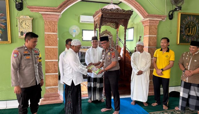 Polsek Riau Silip Gelar Jumat Keliling