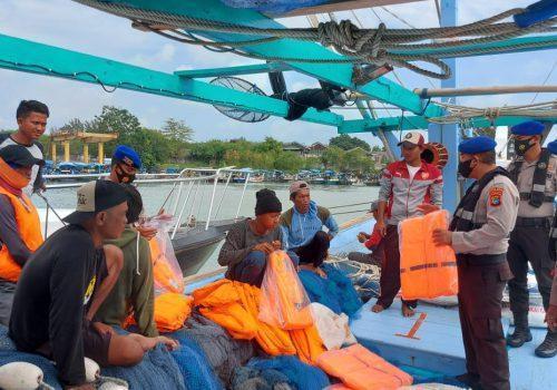 Cuaca Ekstrim, Nelayan Dihimbau Berhati Hati