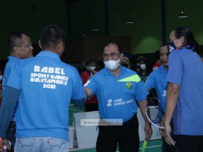 Kejuaraan Bulu Tangkis Babel Sport Games 2021 Resmi Dibuka, Gubernur Lakukan Servis Pertama